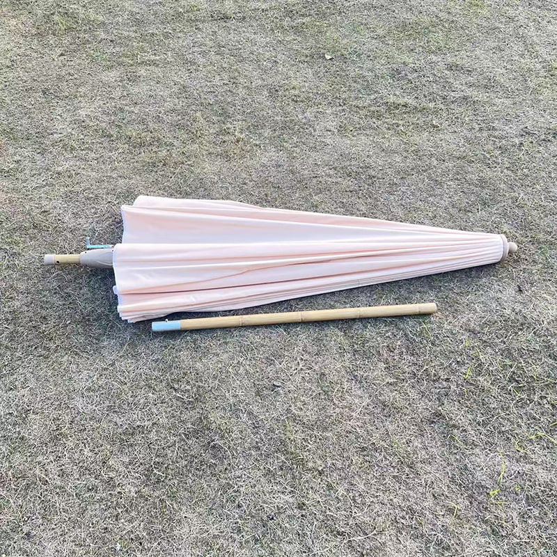 2.8M Hand-Cranked Landscape Umbrella