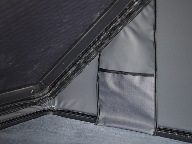 Rooftop Camping Tent na May Hagdan Rooftop Camping Tent na May Hagdan