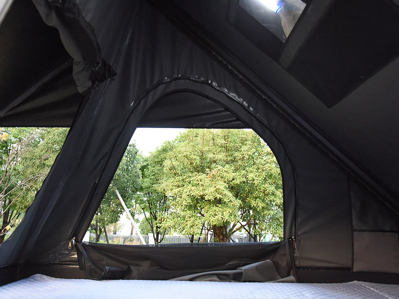 Rooftop Camping Tent na May Hagdan Rooftop Camping Tent na May Hagdan