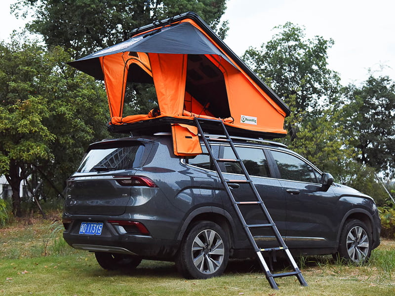 Rooftop Camping Tent na May Hagdan Rooftop Camping Tent na May Hagdan