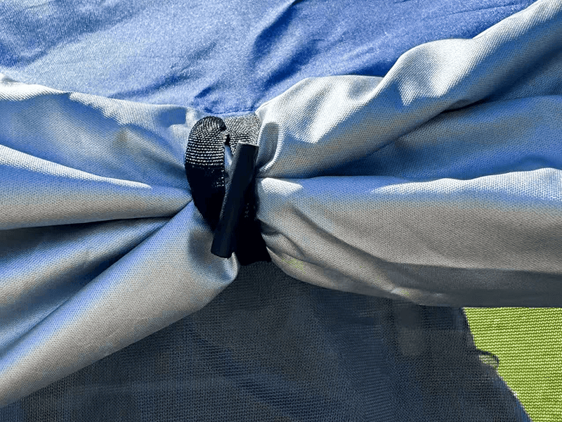 Camping Tent na Naka-mount sa Rear-Mounted Car Camping Tent na Naka-mount sa Rear-Mounted Car